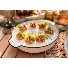 Salată de ouă umplute cu sos de maioneză